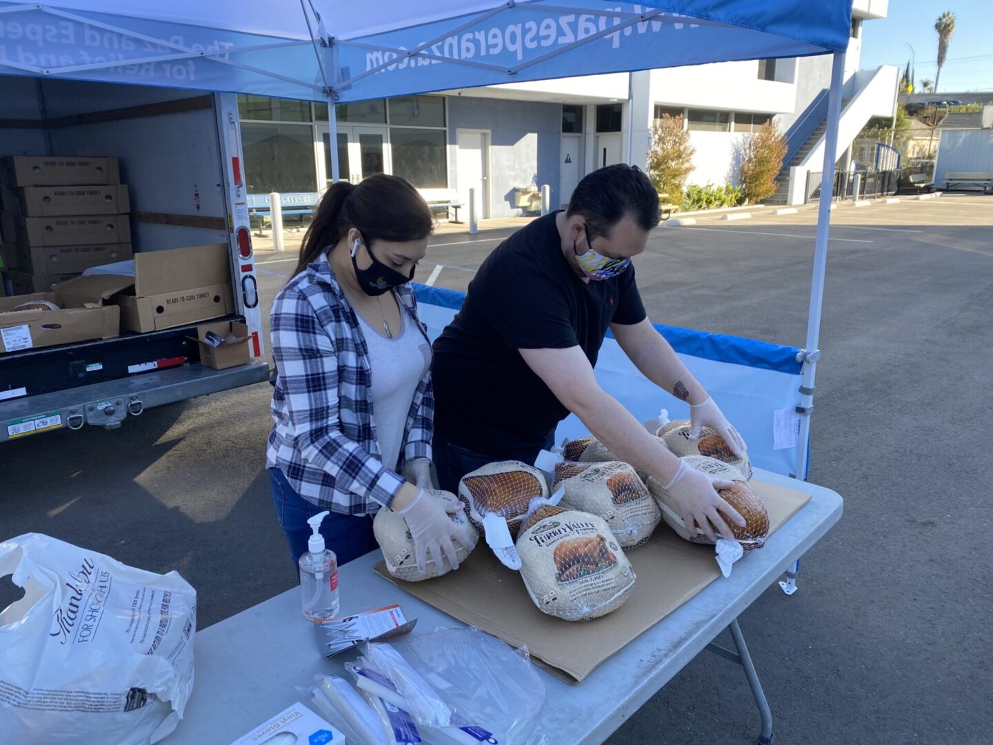 Preparing the turkeys for distribution